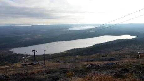 SKYDDET UTÖKAS. Skyddet för Gällivare reservvattentäkt Harrträsket nedanför Dundret behöver också utökas för att säkerställa vattenförsörjning för tätorterna. Exakt vad det kommer att innebära för exploateringen av området är i dag oklart.