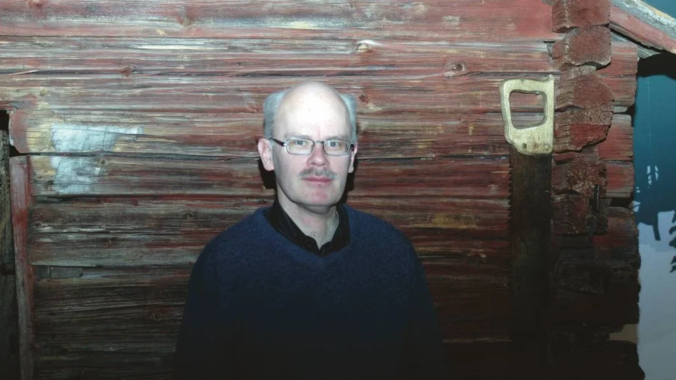 Högintressant. Museichef Kjell-Åke Aronsson anser att området kring Hällberget utanför Överkalix bör undersökas ordentligen innan tillstånd ges för vindkraftsutbyggnad.