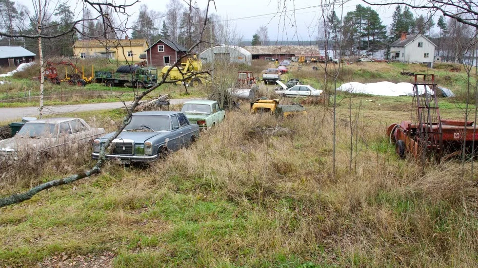 Följetong. Redan 2011 skrev Norrbottens-Kuriren om bilarna på tomterna i Lassbyn.