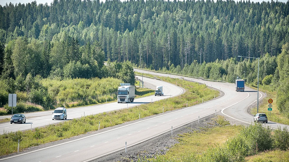 There will be roadworks on the E4 this week, causing traffic diversions. 