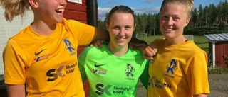 Lisa Viklund bakom Rönnskär/CIF:s första seger