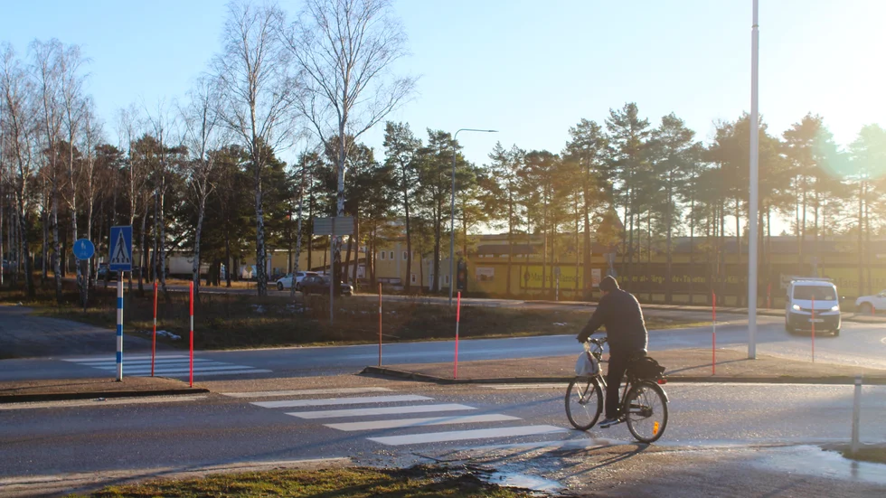Skribenten menar att vi måste prata mer om trafikolyckor där cyklister är inblandade.