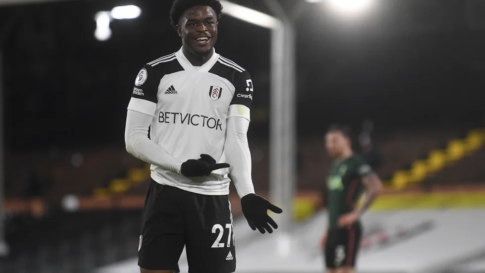 Fulhams Josh Maja är besviken efter att hans mål dömts bort mot Tottenham.