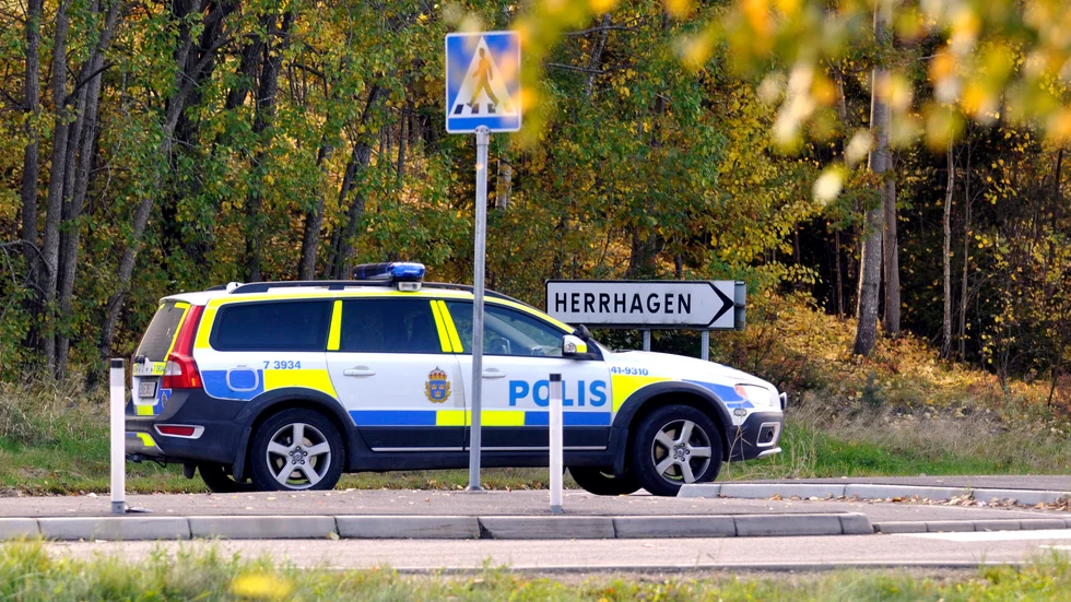 Polis kallades till Herrhagen efter larmet om misshandel och misstänkt marijuanarökning.