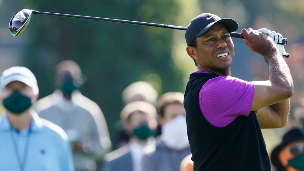 Tiger Woods ligger delad 20:e inför avslutningen US Masters.