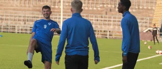 Målet: Hantera pressen och hålla matchplanen