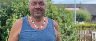 Efter mc-kraschen: Har tvingats gå med oläkt fraktur i nio år