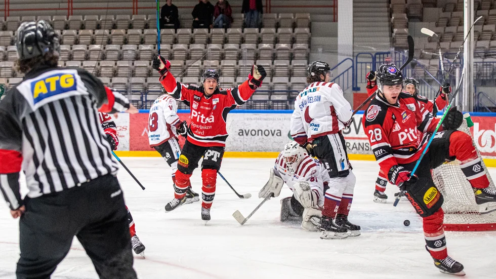 Backen Andreas Bohman tände Piteåhoppet med sitt första seriemål för säsongen. Ett mål som innebar 1-3.