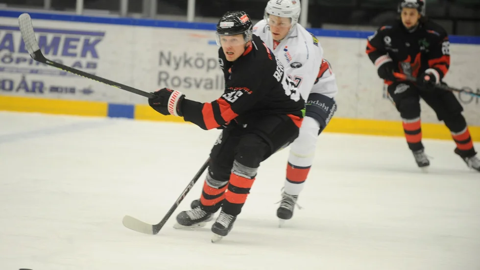 Nyköping tog tre viktiga poäng mot Sollentuna på fredagskvällen.