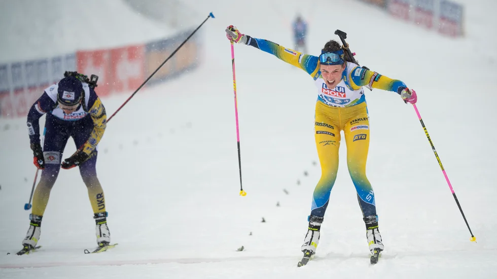 Hanna Öberg under mixedstafetten.