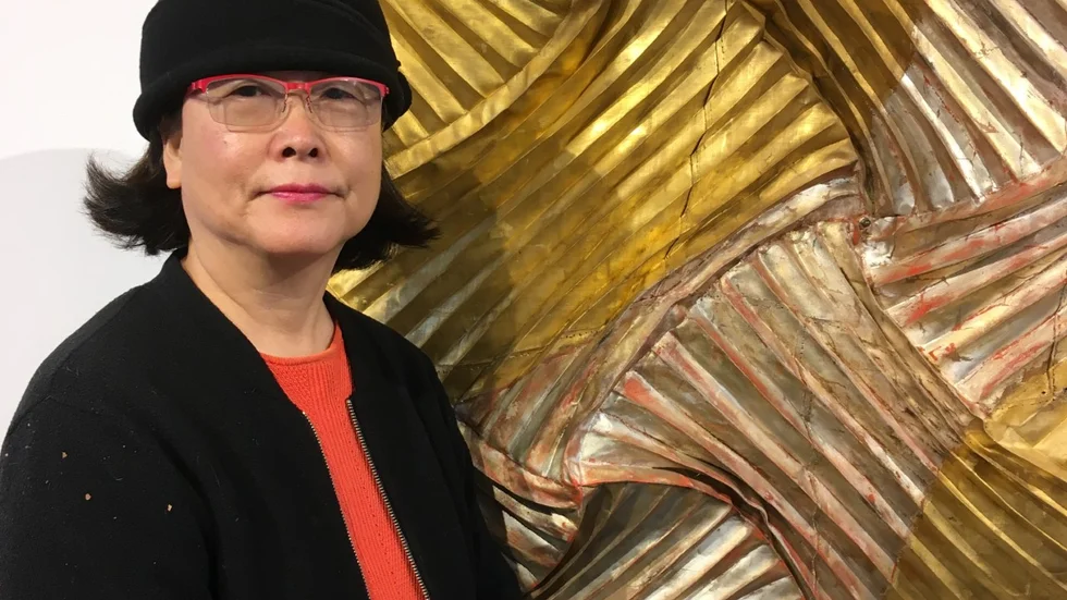 Textilkonstnären Jin-Sook So ställer ut i Uppsala. 