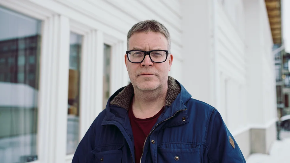 Johan Nöjd, smittskyddsläkare i Region Uppsala, vågar inte riktigt hoppas på att smittvågen är på väg att ebba ut.