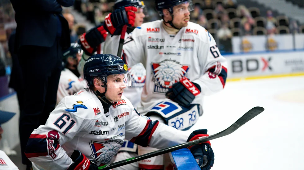 Markus Ljungh deppar i LHC-båset i Skellefteå. Det fanns all anledning.
