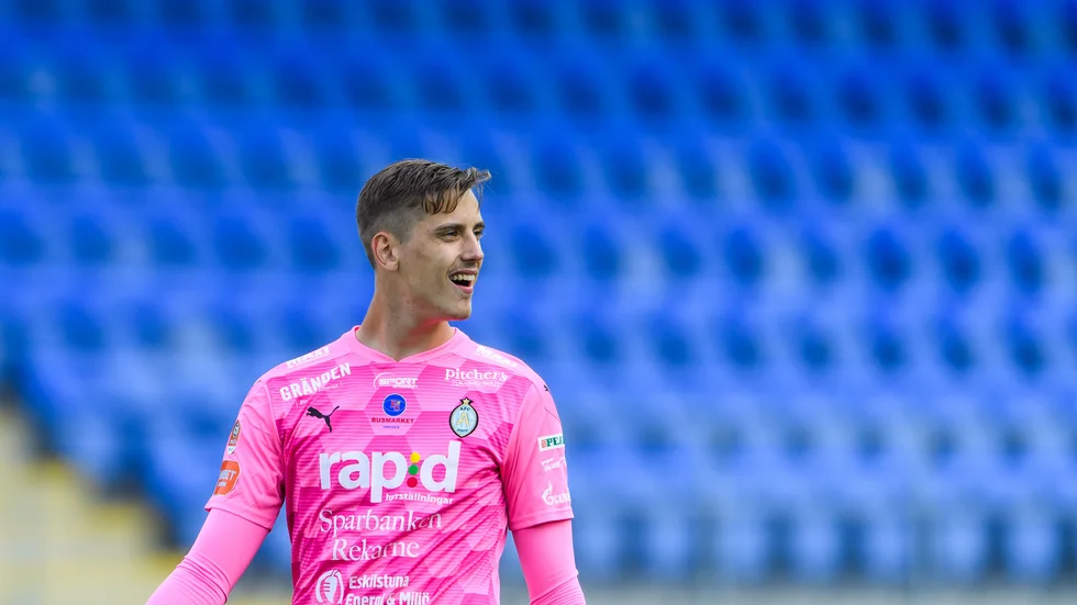 AFC-målvakten Wille Jakobsson är tillbaka i Sverige efter äventyret hos den anrika Serie A-klubben Genoa som för övrigt är Italiens äldsta klubb.