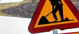 Trasig vägtrumma stoppar trafiken