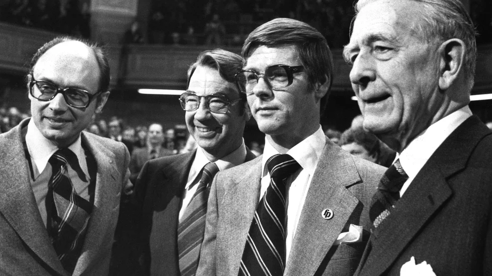 Landsmöte 1978. Några liberala ledare, fr v Per Ahlmark, Gunnar Helén, Ola Ullsten och Bertil Ohlin.
