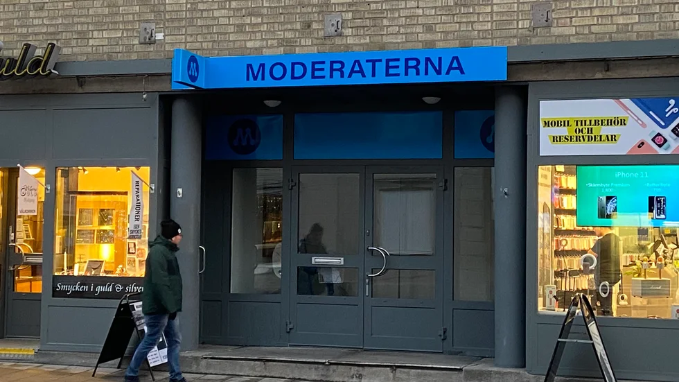 Låt de moderata politikerna i Nyköping väljas av folket och av en opartisk valberedning.  Skriver insändarskribenten.