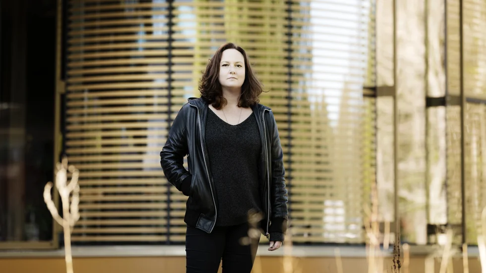 "Jag hoppas ju att 'Bärarna' är att försvarstal för mannen som individ, för den gode mannen, för maskulinitet som något positivt", säger Jessica Schiefauer. Pressbild.