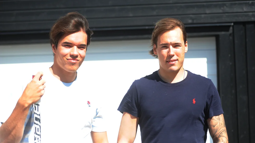 Samuel och Matteus Ward om uppväxten i Nyköping, syskonrelationen och om hur känslan kommer vara ifall de kommer möta varandra i hockeyallsvenskan.