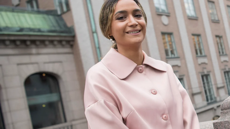Rojda Sekersöz regisserar en ny svensk serie på sex avsnitt för Netflix med premiär 2021.