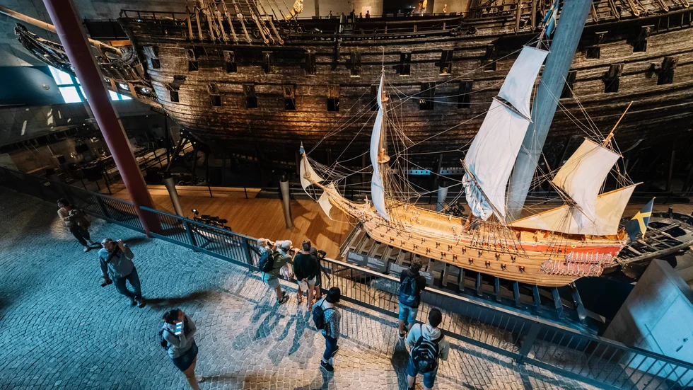 Efter fyra månader har nu Vasamuseet åter öppnat för besökare.
