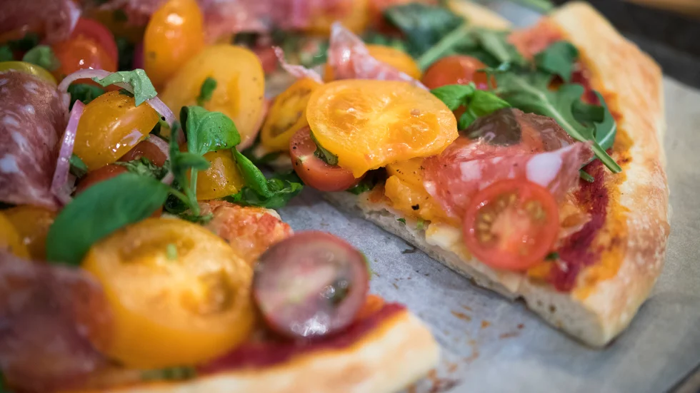 Mannen har inte alls köpt pizza i Hultsfred den aktuella dagen. Nu har han anmält ett ringa bedrägeri.