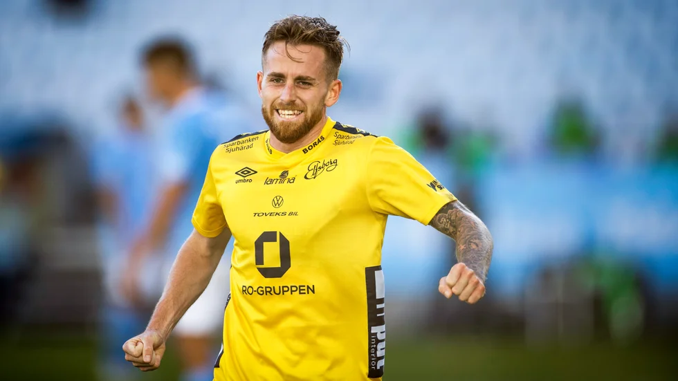 Elfsborgs Rasmus Alm jublar efter 1–1-kvitteringen borta mot Malmö FF.