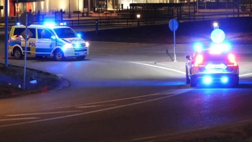 Två män blev beskjutna på Ingelstaområdet den 9 april. Den ene överlevde attacken, den andre avled. Sex män sitter nu häktade misstänkta för inblandning i brotten.
