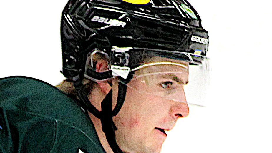 Gustav Lindberg vill ha ut mer av sitt spel och ta mer ansvar med pucken.