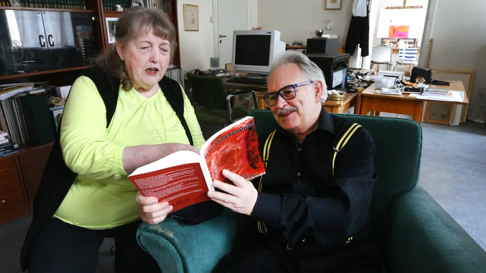 Här ser vi författarparet Kerstin Ryderstedt och Åke Bjurhamn med att sina senare alster. 