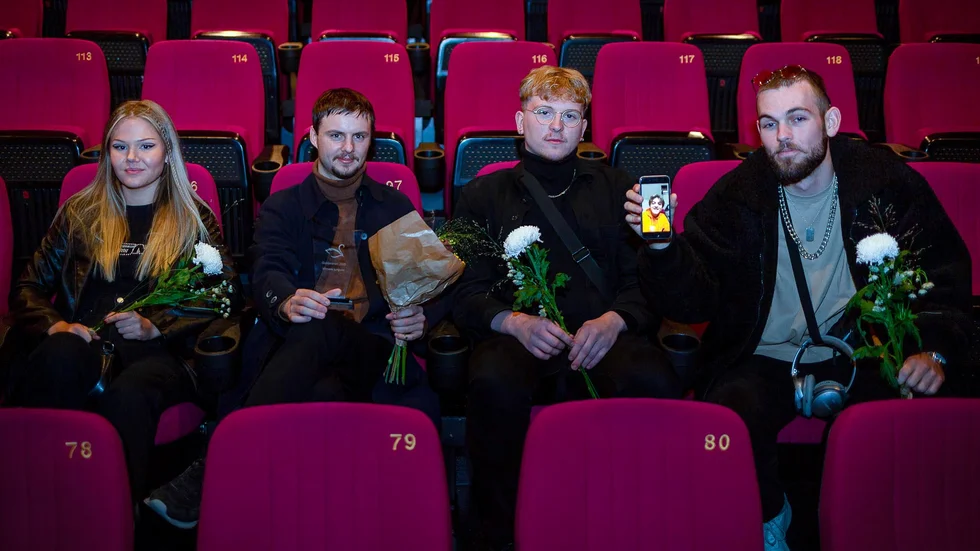 Bild från kortfilmstävlingen Guldsvanen som avgjordes i torsdags. Fyra kortfilmer gjorda av unga filmare i Östergötland tävlar i helgen mot filmer från hela Sverige. 