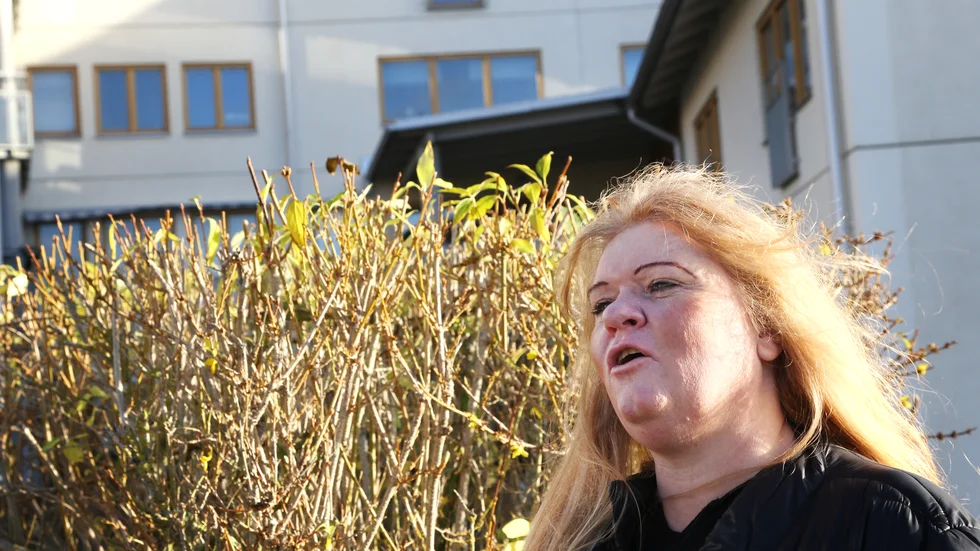 Jane Sandberg, chef för regionens rekryterings- och bemanningsenhet, söker personal till det nya förstärkningsteamet. Teamet ska stärka upp på boenden som fått en ökad smittspridning.