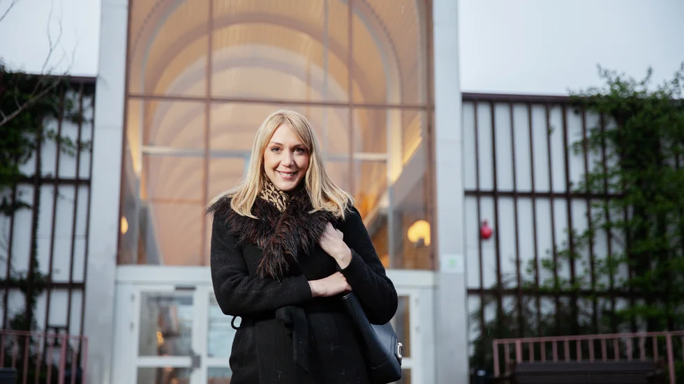 Sparkekonomen Frida Bratt tycker att aktiespararna borde sänka sina förvätningar och påpekar att den årliga avkastningen på fonder och aktier i snitt har varit en ökning på åtta procent. 