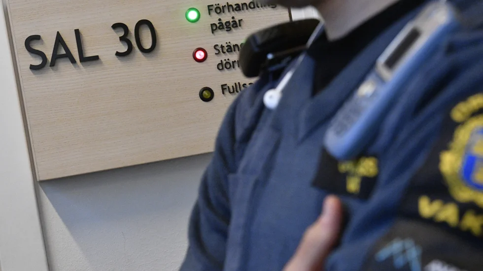 Ordningsvakter har blivit allt vanligare i på landets domstolar de senaste åren. Det rapporteras också betydligt fler ordningsstörningar. Arkivbild.