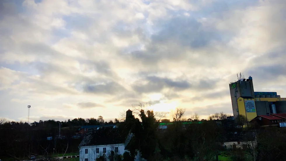Vy över södra Visby när solen visade sig under måndagen.