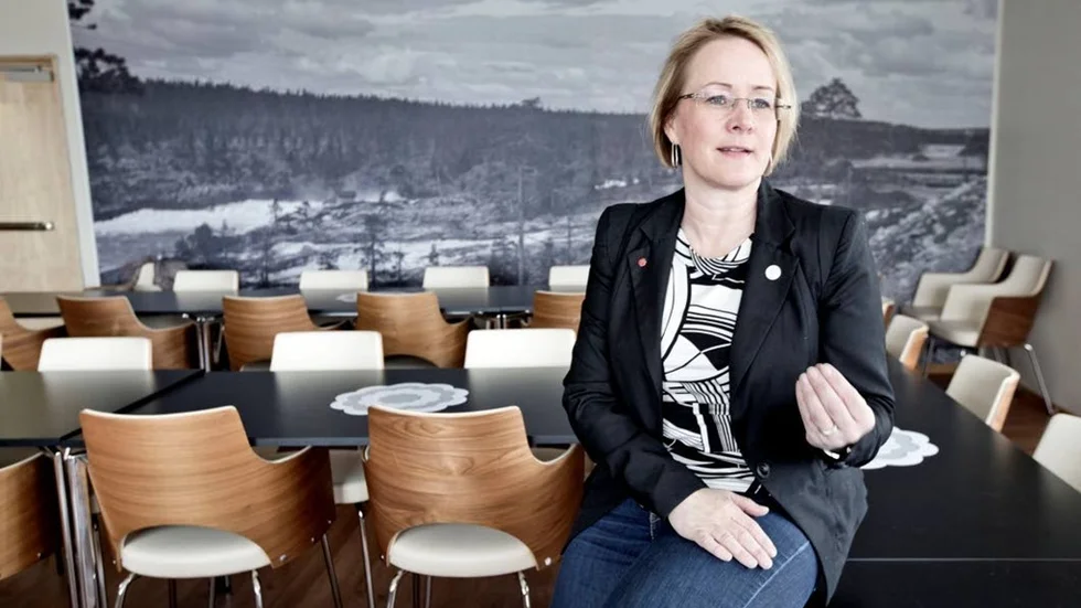 Maria Stenberg (S) kandiderar till landstingsrådsposten i höstens val. Hon anser att bristen på undersköterskor kommit i skymundan av sjuksköterskekrisen.