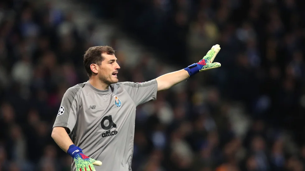 Iker Casillas skrev på Twitter att han är homosexuell – nu ber han om ursäkt, och hävdar att kontot hackats. Arkivbild.