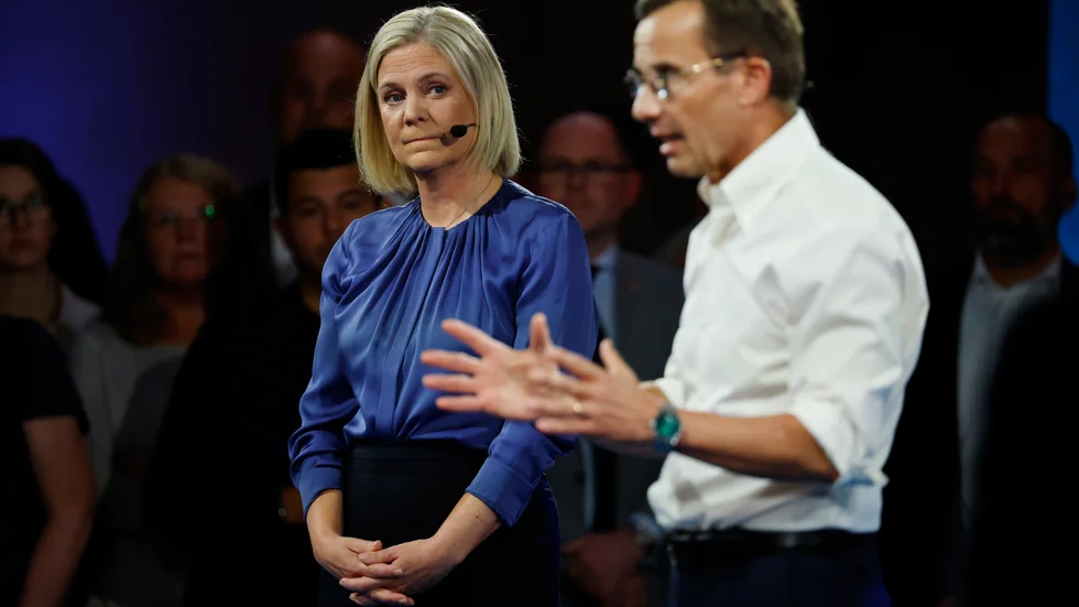 Magdalena Anderssons Socialdemokraterna är största parti i flera opinionsundersökningar, medan Ulf Kristerssons Moderaterna noterar lägre siffror än Sverigedemokraterna. Men det gäller att inte lita blint på opinionsmätningarna. Arkivbild.