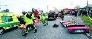 Körde rakt ut - krockade