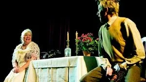 Carina Perenkranz och Lars Fager. Syskon i uppgörelse. 	      Foto: Janne Forsby