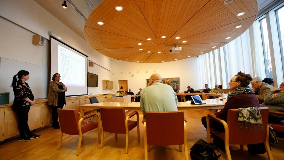 Besparingar. Barn- och utbildningsnämnden har beslutat att mildra besparingspaketet för skolorna.