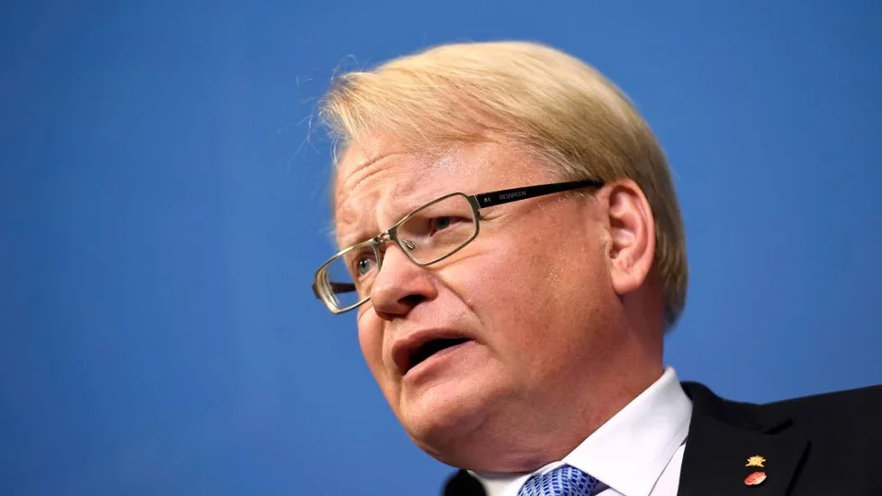 REGIONALPOLITIK. PT:s ledarskribent Olov Abrahamsson påminner om en regionalpolitisk rapport som Peter Hultqvist (bilden) tog fram inför valet 2010 och om att politikens väg från ax till limpa ibland kan vara väldigt lång.