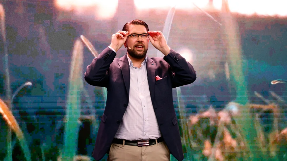 Sverigedemokraterna blir större än Moderaterna. Det är en historisk förändring i svensk partipolitik.