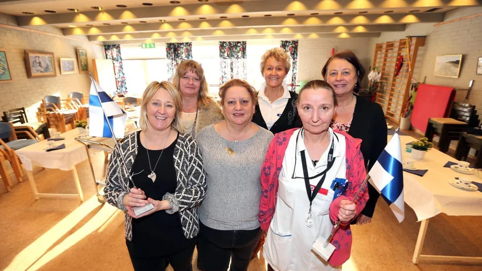 Premiär i Skärblacka. Nu har det varit premiär på Hallegården i Skärblacka för en finsk träffpunkt. Här är de som är med som arrangörer, från vänster Paula Illikainen, Raija Arvidsson, Merja Kanerva, Irene Salminkangas, Satu Poikela och Inger Larsson.