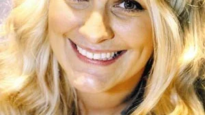 Tv-kocken Tina Nordström fyller 30 år onsdagen den 6 augusti. Senare i månaden börjar inspelningarna av 17 nya avsnitt av Mat. Och när de sänds senare i höst blir det åter dags för jättegott.
FOTO: PRESSENS BILD