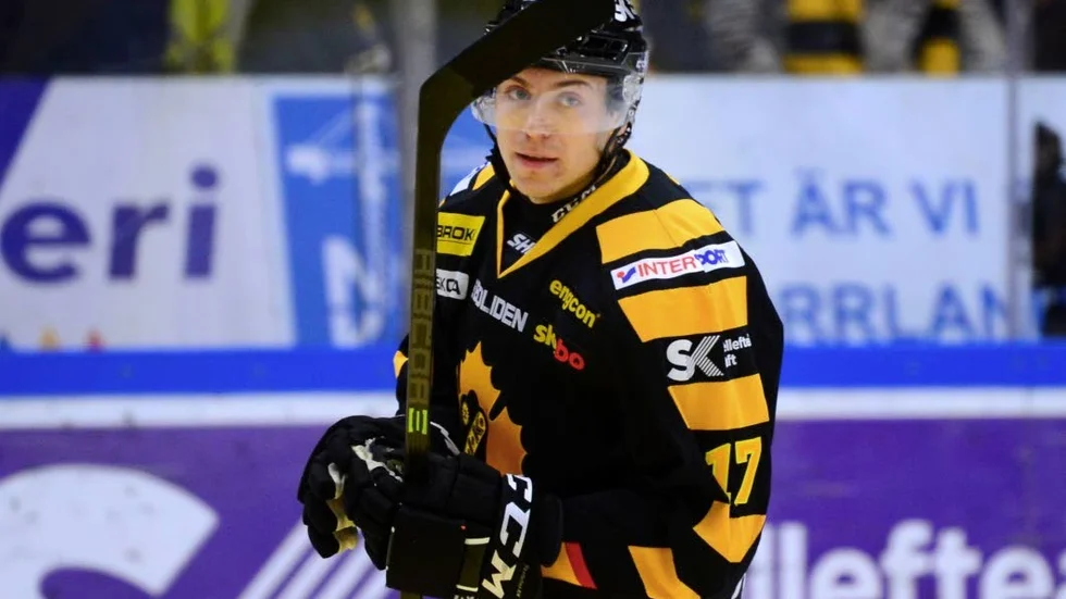 Pär Lindholm drog igång målskyttet när Skellefteå bjöd på målfest mot Modo på bortais. (Arkivbild) Foto: Robert Granström / TT