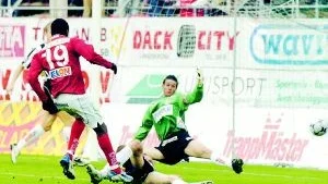IFK är en av de klubbar i superettan som har värvat mest. Brassen Diogo Oliveira med ett förflutet i Kalmar FF är det mest spektakulära nyförvärvet. Men fler klubbar rustar. Jönköping Södra har värvat Patrik Elmander och Landskrona Lee Baxter. Nykomlingen Umeå norpar Andreas Dahlén från IFK. Foto: Pressens Bild/Scanpix/Janne Forsby