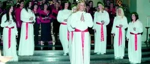 Så kröns Emelie till Lucia