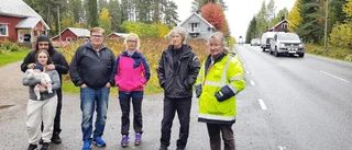 Fartsyndare gör vägen livsfarlig – två olyckor på en vecka: "Om det inte blir någon ändring så måste vi flytta"