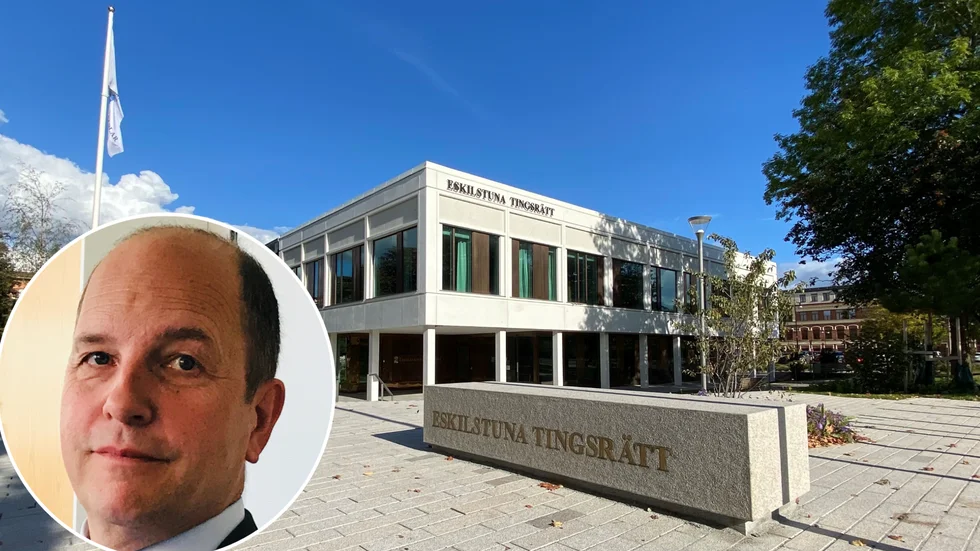 Tingsrättens personal har flyttat in i de nya lokalerna i gamla Myntverket. Men några förhandlingar kan inte hållas där då det inte går att garantera kvaliteten på de nödvändiga ljudinspelningar som görs. "Djupt olyckligt", säger Nils Cederstierna, chef vid Eskilstuna tingsrätt.